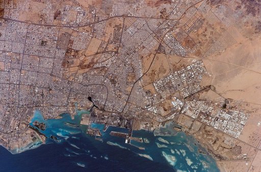 Earth Observations taken by the Expedition 10 crew