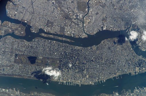 Earth Observations taken by the Expedition 10 crew