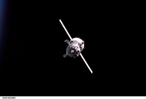 iss010e24861