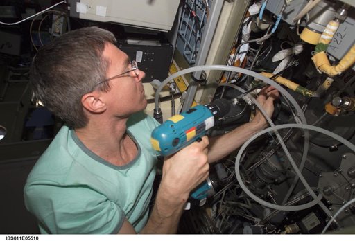 Krikalev during Elektron repair