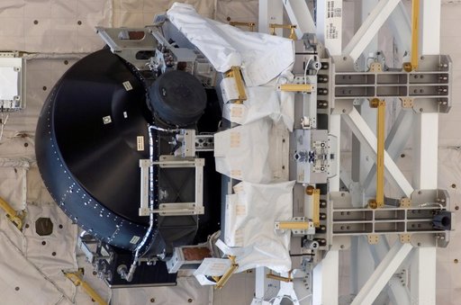 Control Moment Gyroscope in payload bay during EVA 1