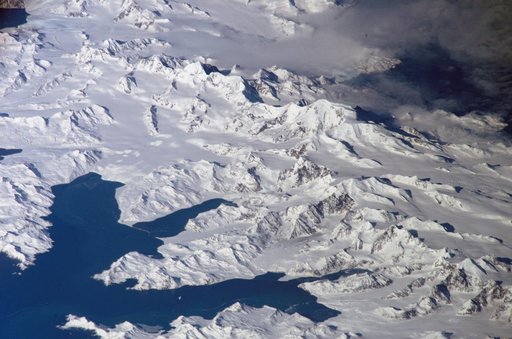 Earth Observation taken by the Expedition 11 crew