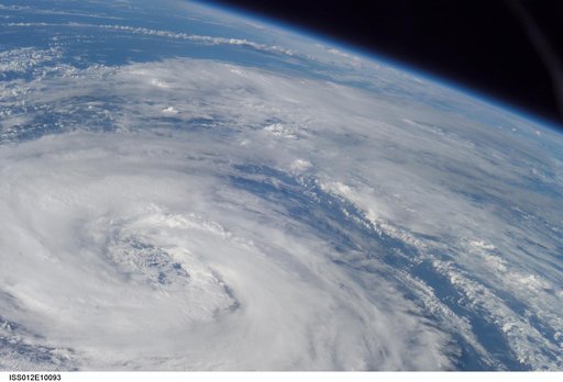 Earth observations taken by the Expedition 12 crew