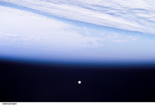 iss012e19241