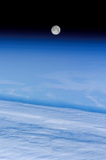 iss012e19245