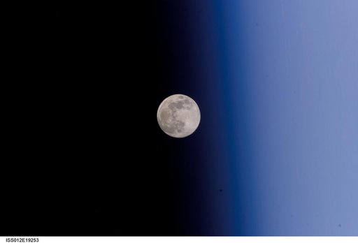 iss012e19253