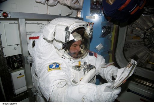 Williams in the Quest/Airlock during Expedition 13