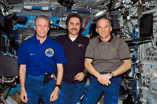 Expedition 13 Crew in the U.S. Laboratory