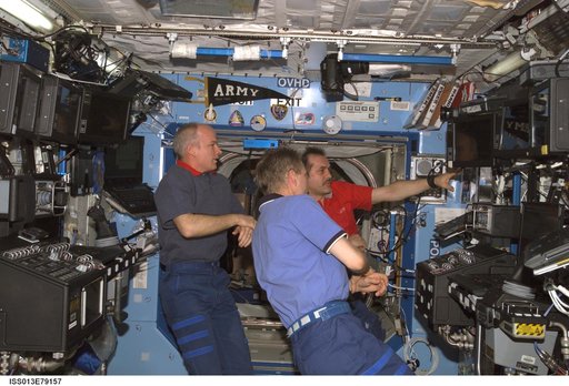 Expedition 13 Crew working in the U.S. Laboratory