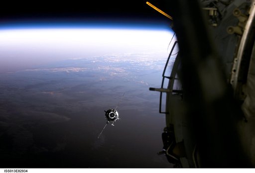 Soyuz on approach to the ISS during Expedition 13