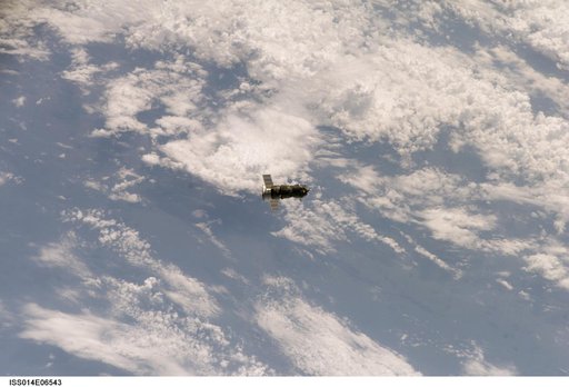 Progress 23 supply vehicle approach