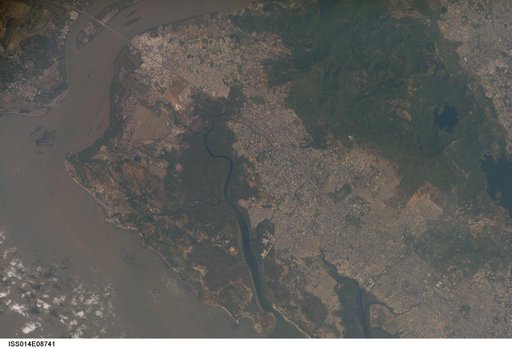 Earth Observations taken by the Expedition 14 crew