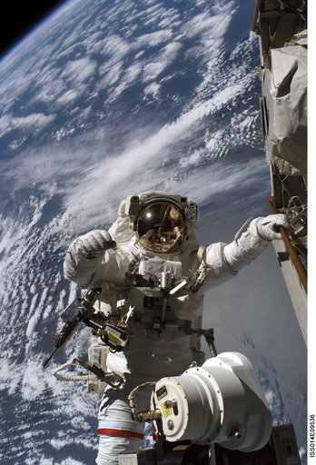 Curbeam replaces TV Camera during first EVA
