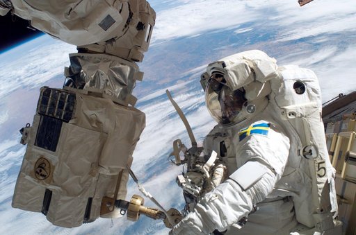 Fuglesang during EVA 2