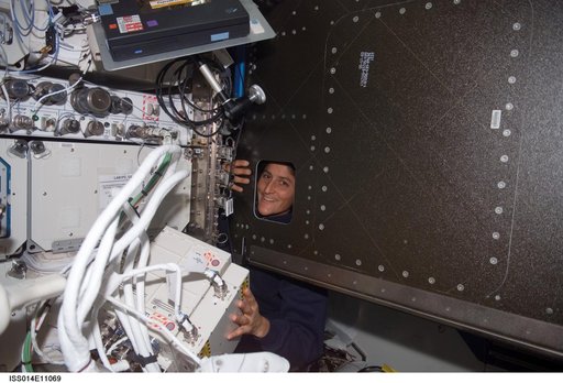 Williams performs LAB1D1 Rack rotation