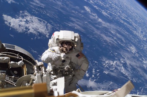 Lopez-Alegria during EVA 8