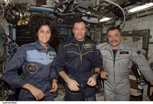 Expedition 14 on-orbit crew portrait