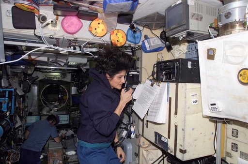 Williams on Ham Radio in Zvezda