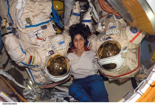 Williams poses for a photo in the DC1 during Expedition 15