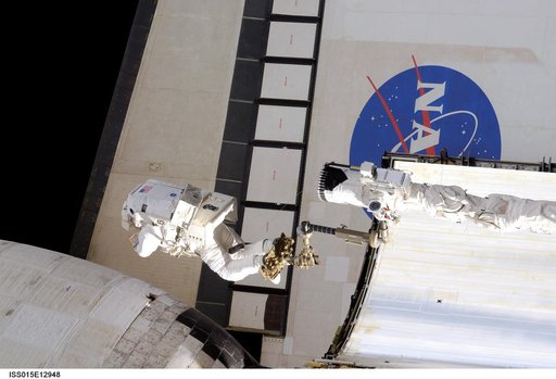 Olivas participating in EVA during Expedition/STS-117 Joint Operations