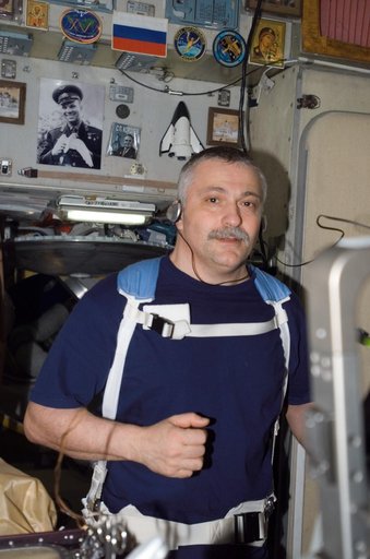 View of Yurchinkhin exercising on the TVIS during Expedition 15