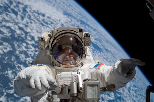 View of Yurchikhin during a session of EVA on Expedition 15