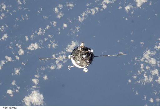 View of Progress Spacecraft on approach the ISS during Expedition 15