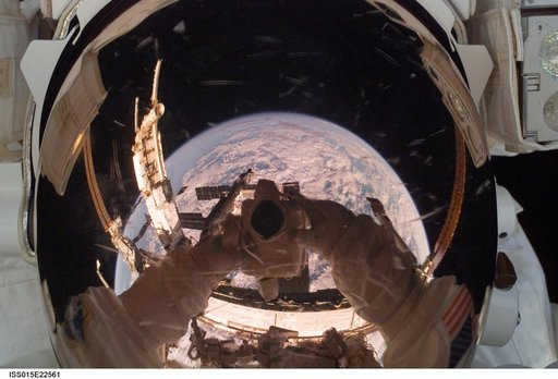 FE Anderson during EVA 3 for Expedition 15 / STS-118 Joint Operations