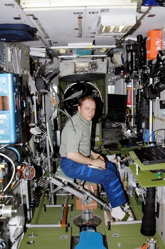 View of Kotov during Operator Seat setup in the SM taken during Expedition 15