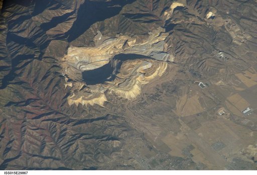 Earth Observations taken by the Expedition 15 Crew