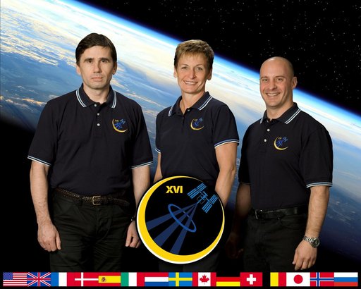 iss016-s-002e