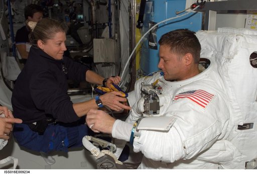 Melroy and Wheelock in the A/L following EVA 4