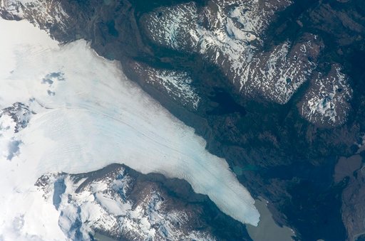 Earth Observations taken by the Expedition 16 Crew