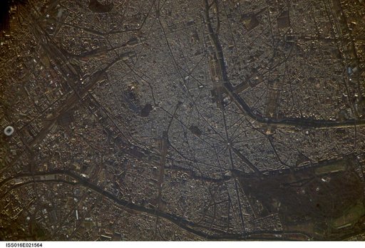 Earth Observations taken by the Expedition 16 Crew