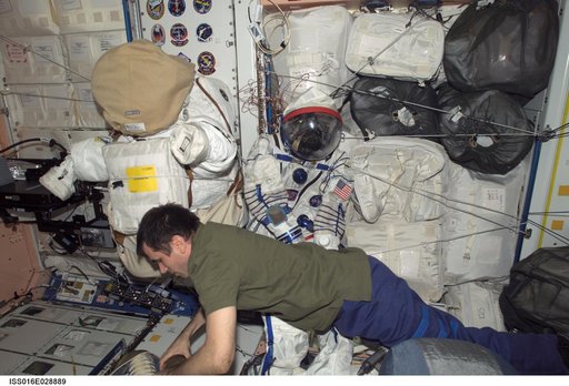 Malenchenko in Node 1