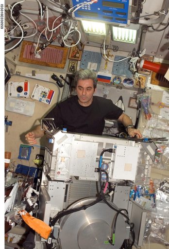 Eyharts performs TVIS maintenance