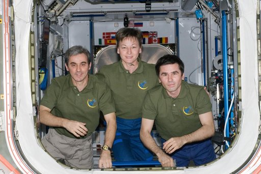 Expedition 16 Crew in Node 2