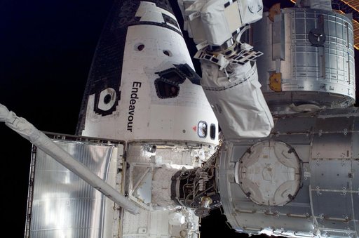 Endeavour during Expedition 16/STS-123 EVA 3