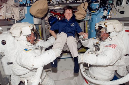 Behnken, Whitson and Foreman prior to Expedition 16/STS-123 EVA 4