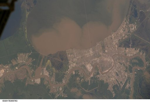 Earth Observations taken by the Expedition 17 Crew