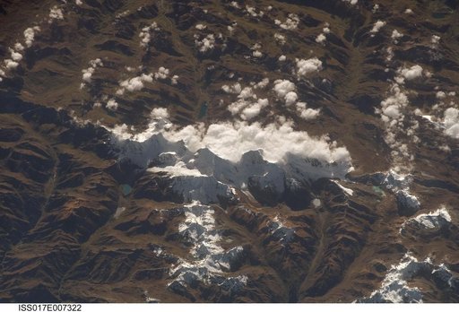 Earth Observations taken by the Expedition 17 Crew