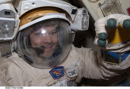Kononenko in the Piers DC1 during Expedition 17