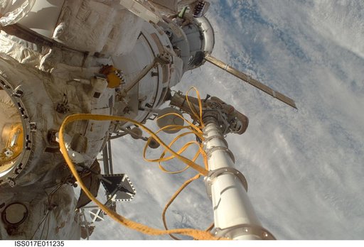 Docking Target unit on Plane IV of SM ПХО , Progress 29 Spacecraft, and Piers DC1