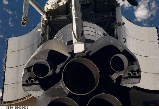 400mm Mapping Sequence performed during the STS-126 R-Bar Pitch Maneuver