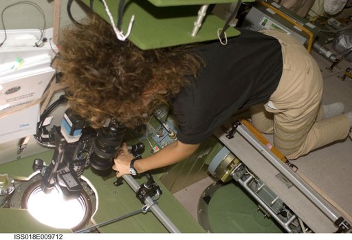 ISS Expedition 18 Progress 31P Approach