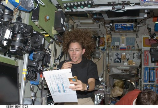 ISS Expedition 18 Magnus in Service Module (SM) talks with students via amateur radio