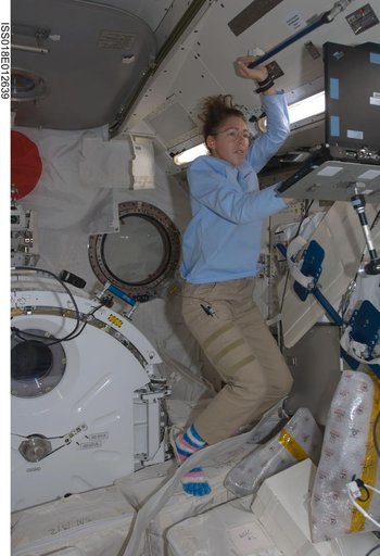 ISS Expedition 18 Japanese Experiment Module (JEM) Common Gas Support Equipment (CGSE) Self Shut-off Valve (SSV) Repair