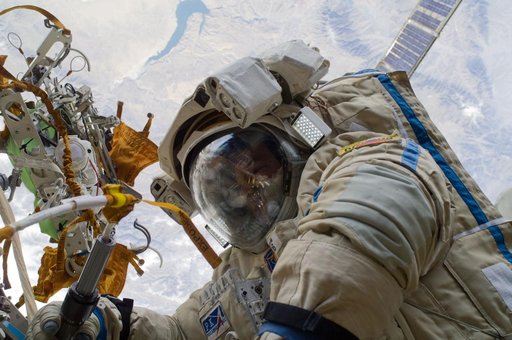 EXPOSE-R Installation during Russian Extravehicular Activity (EVA) 21