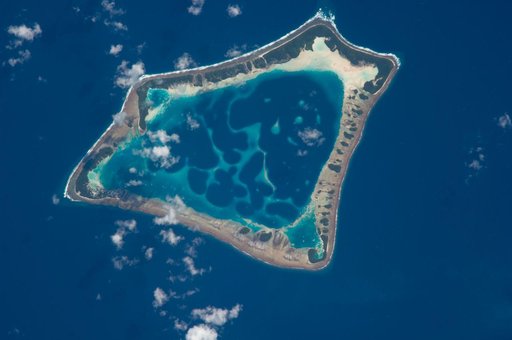 Earth Observations taken by the Expedition 18 Crew
