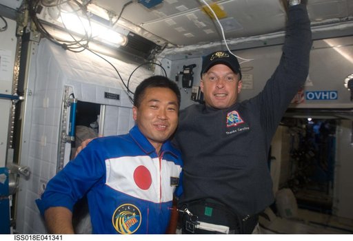 Wakata and Swanson pose for Photo in US Laboratory Destiny